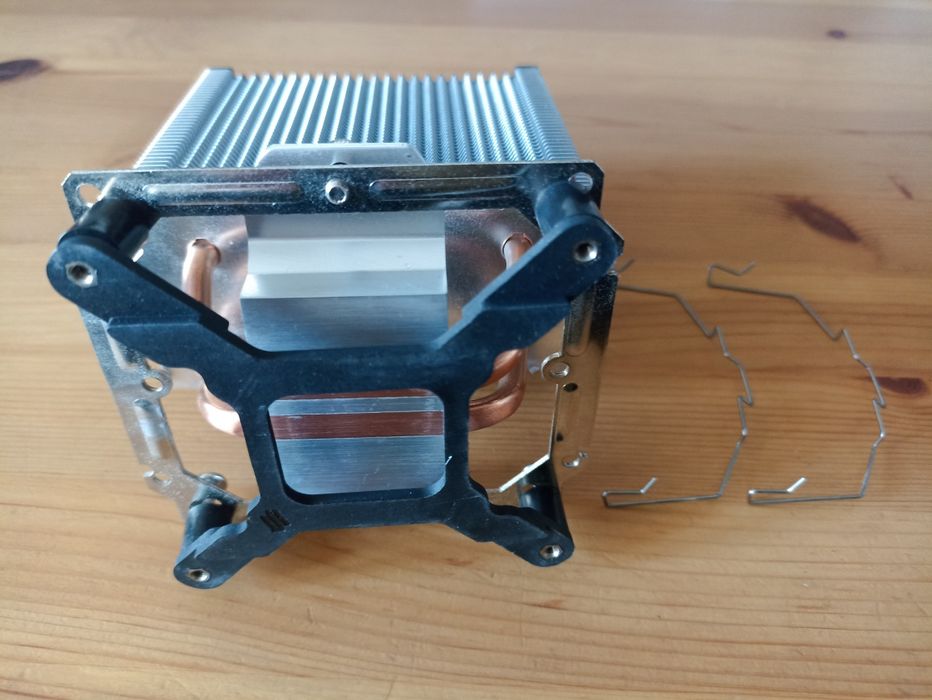 Radiator Silentium PC Spartan 4 z mocowaniem, chłodzenie procesora