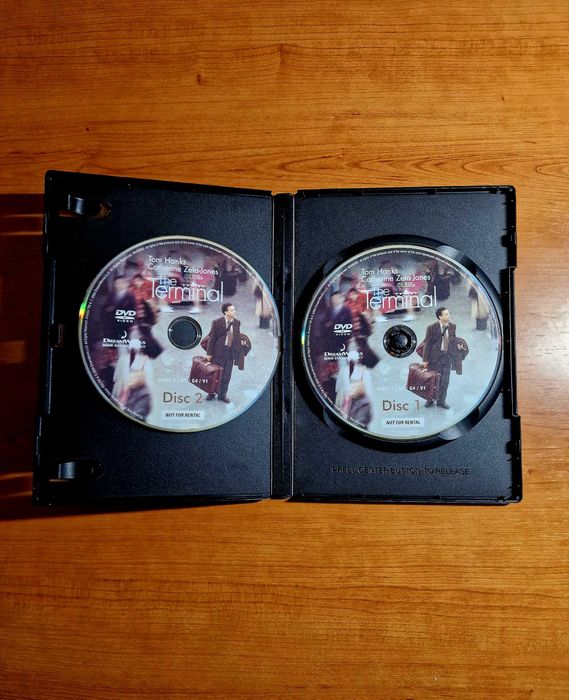 AIRPORT TERMINAL - Special Edition 2 DVDs | Steven Spielberg/Tom Hanks64169650622723122