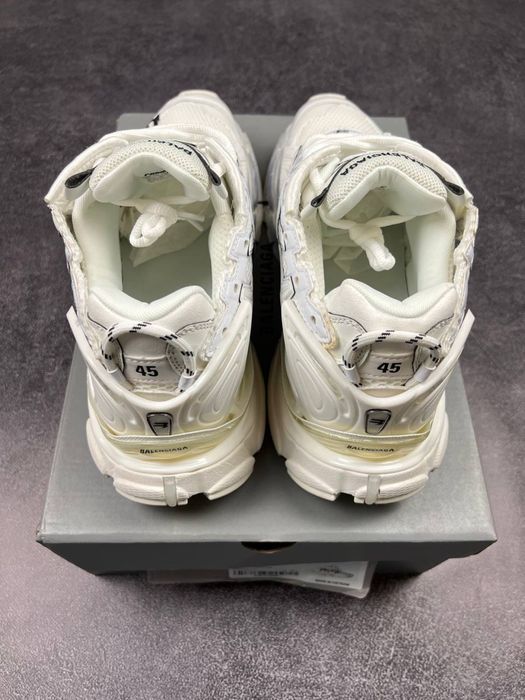 Balenciaga Runner Graffiti White Black