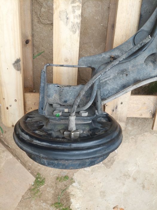 Eixo traseiro Ford Fiesta 1.25 98-99