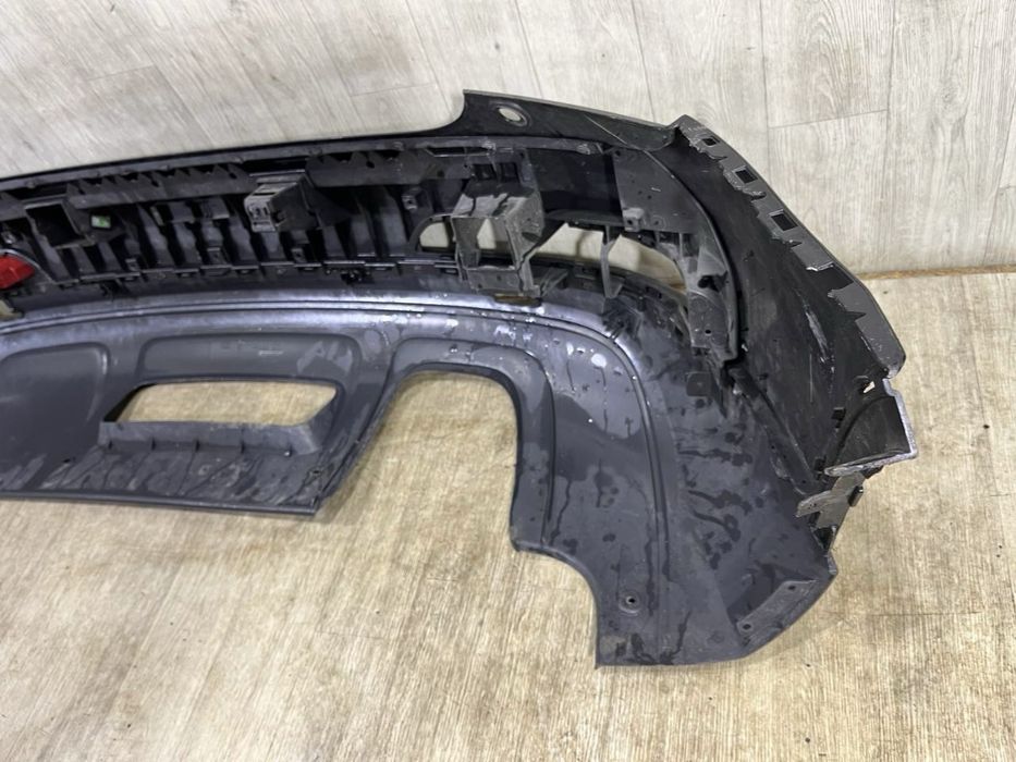 Бампер задний Audi Q3 / 2010 2011 2012 2013 2014 2015 г. / 8U0807511C