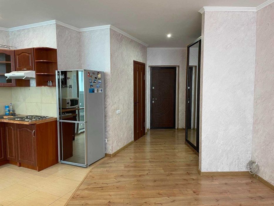 1-кімнатна квартира з ремонтом, вул. Світла, 3д метро Бориспільська - Вид 2