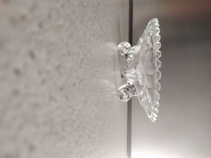 Szklana Bomboniera na trzech nóżkach PRL