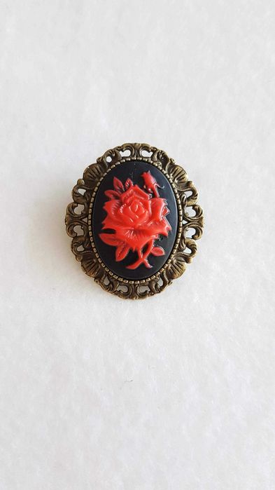 Broszka - Black Rose  - Vintage