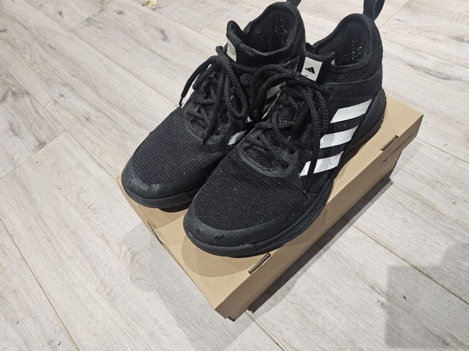 Кросівки  Adidas Crazyflight Mid Shoes Black розмір 44,5