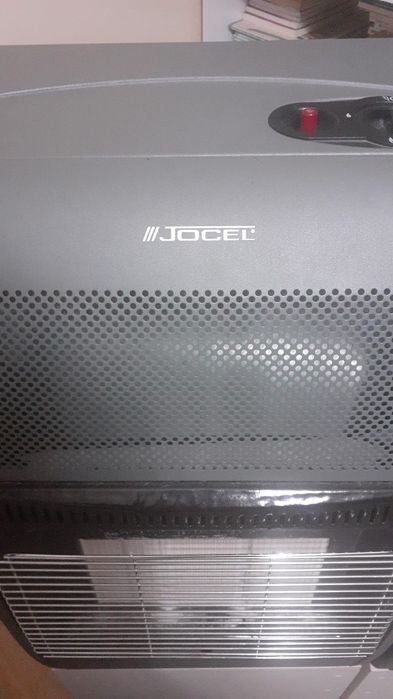 Vendo 2 aquecedores portáteis, a gás