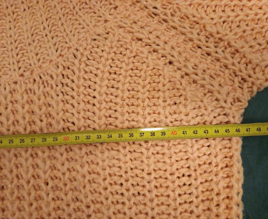 Swetr damski morelowy , golf S/M