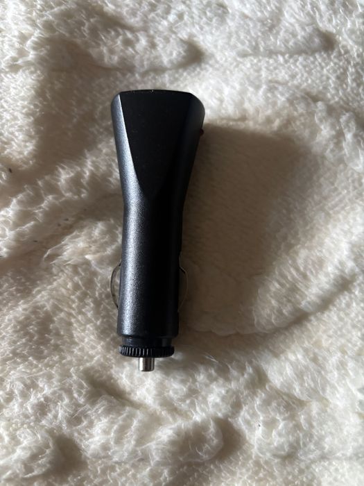 Adapter do ładowania do samochodu