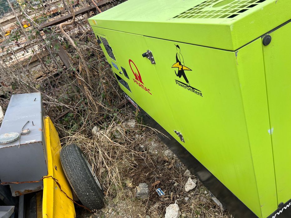 Продам генератор  PRAMAC GSW80 i