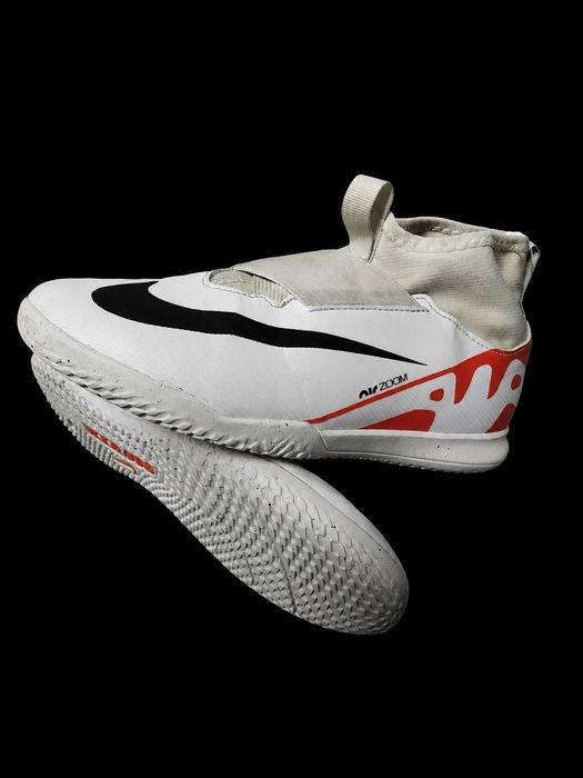 футзалки кросівки Nike Air 35 розмір