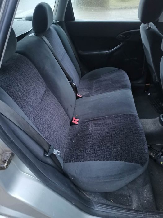 Vendo ford focus 1.4 gasolina ano 2000