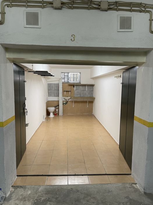 Garagem 13m2 com wc