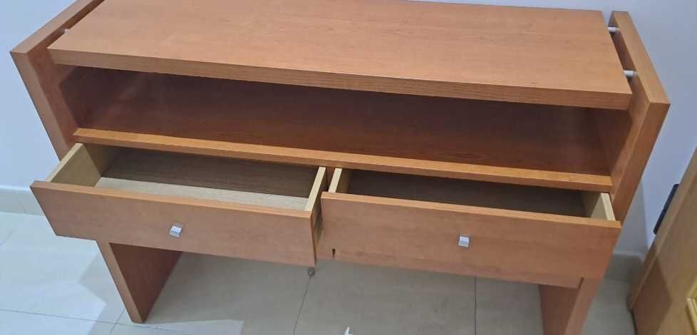 Furniture with 105 cm width, 74.5 cm height, and 32 cm depth64284098827523121