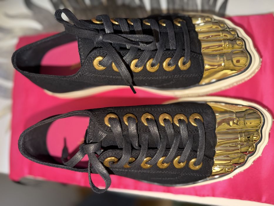 Продам кеды крутые Schiaparelli с пальзами