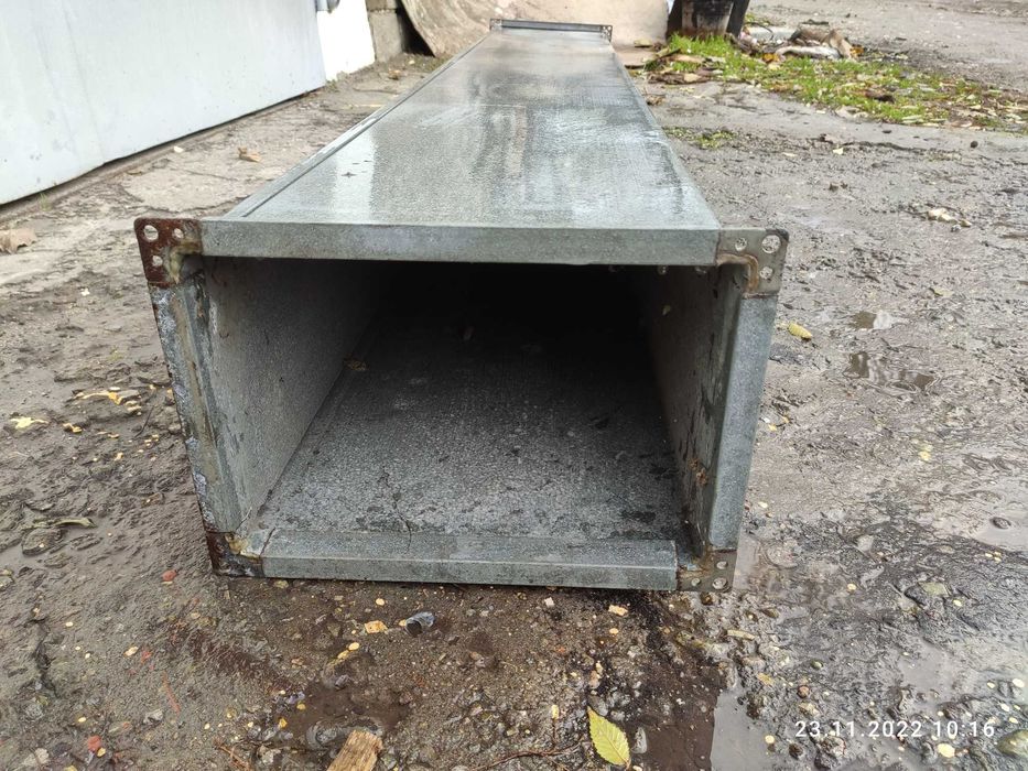 Воздуховод оцинкованный новый, с фланцами