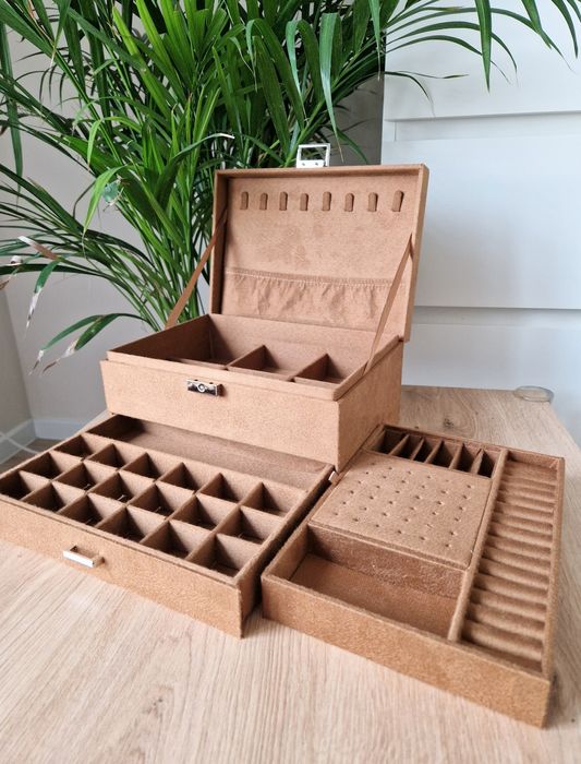 Brązowy kuferek organizer na biżuterię nowy na prezent duży XXL