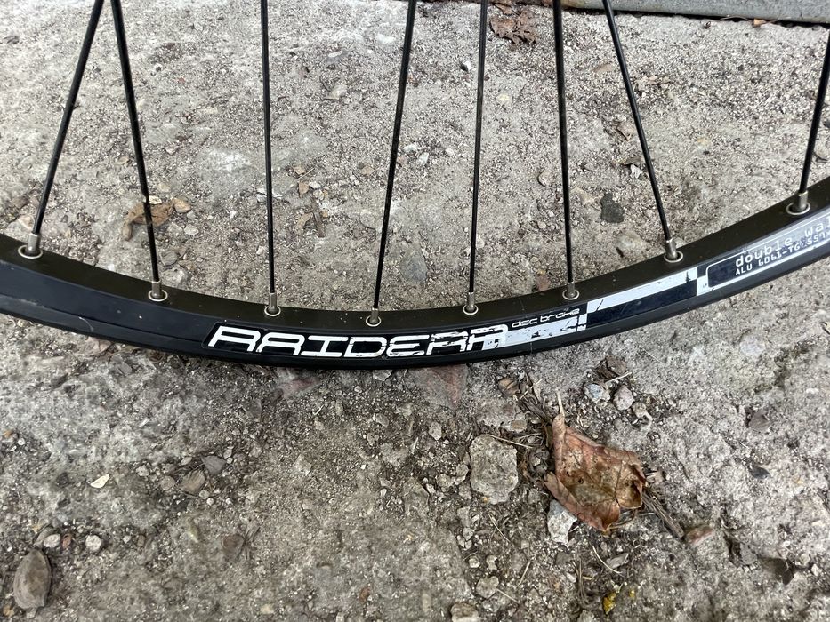 Kola 26 przód dirt Dartmoor Raider