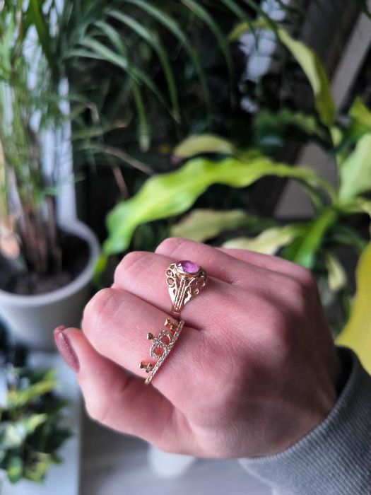 Pierścionek z koroną z cyrkoniami, w kolorze złotym/różowym złotym