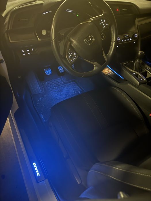 Honda civic 1.0 vtec *full extras*