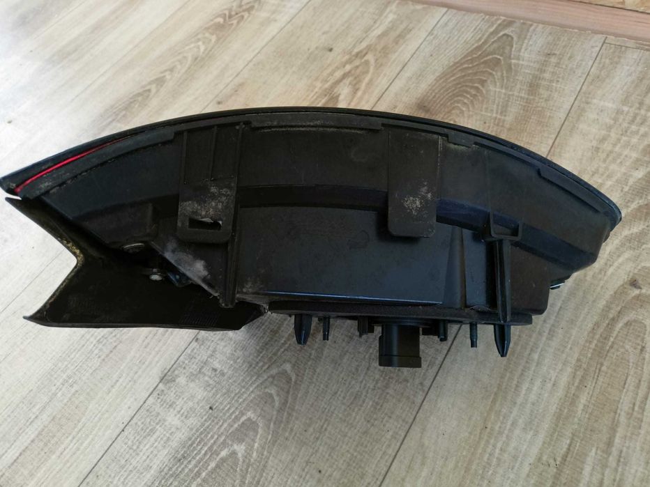 Dodge Dart 2012 - 2016 Lampa Prawa Tył USA oryginał