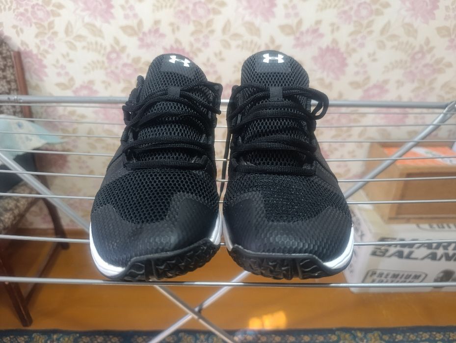Кроссовки Under Armour 45 размер