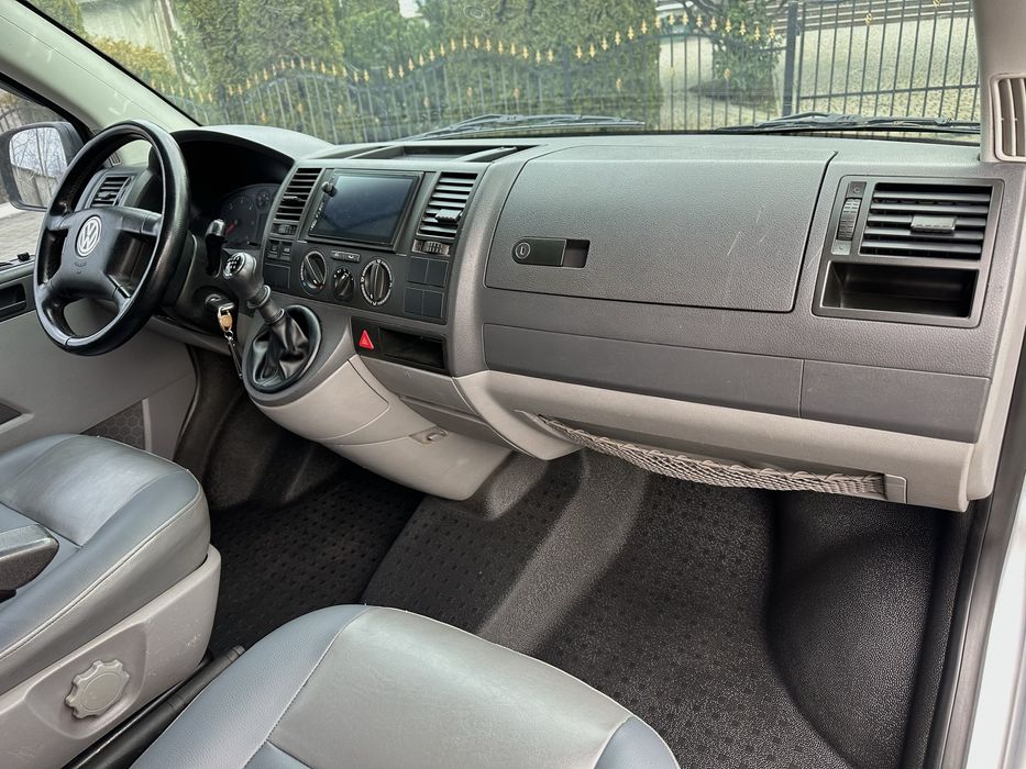 Volkwagen Transporter T5 ІДЕАЛЬНИЙ СТАН! 2.5 Дизель Пасажир! 8+1