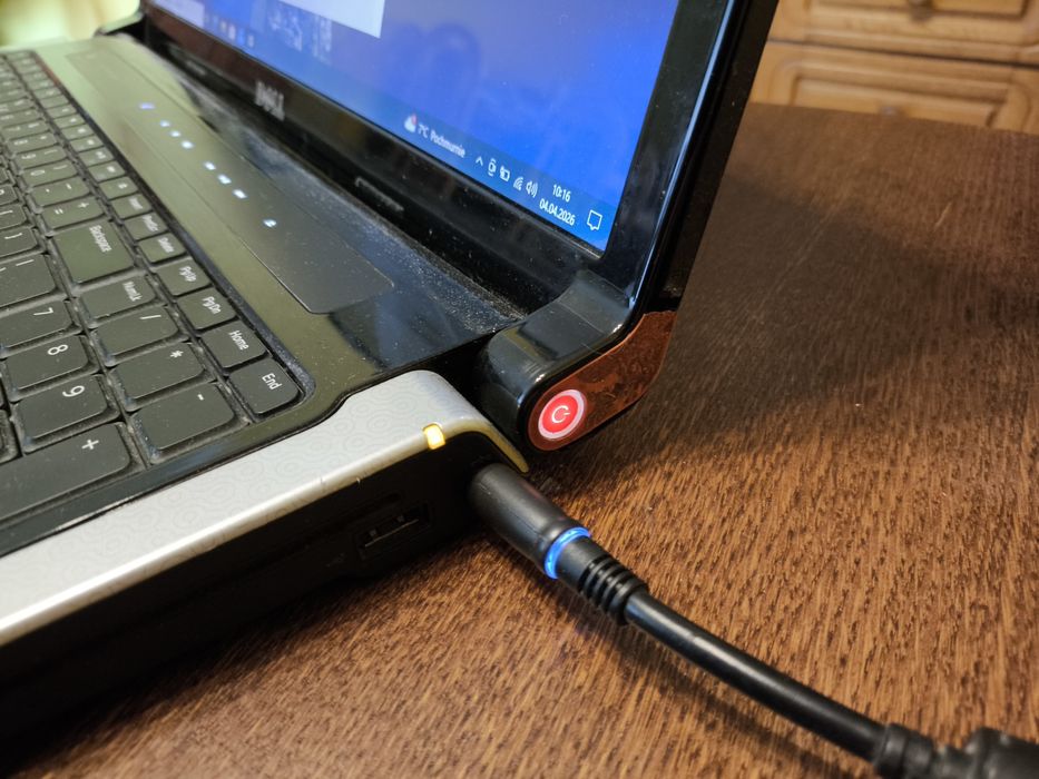 Laptop  Dell studio 1745 17 cali