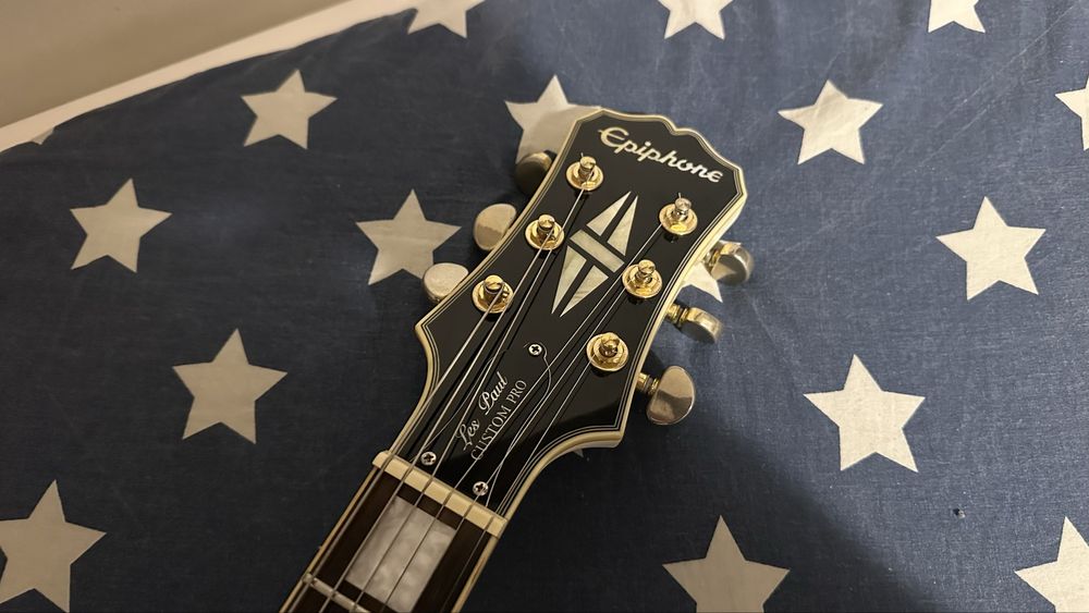 Epiphone Les Paul Custom Pro (c/Hardcase)