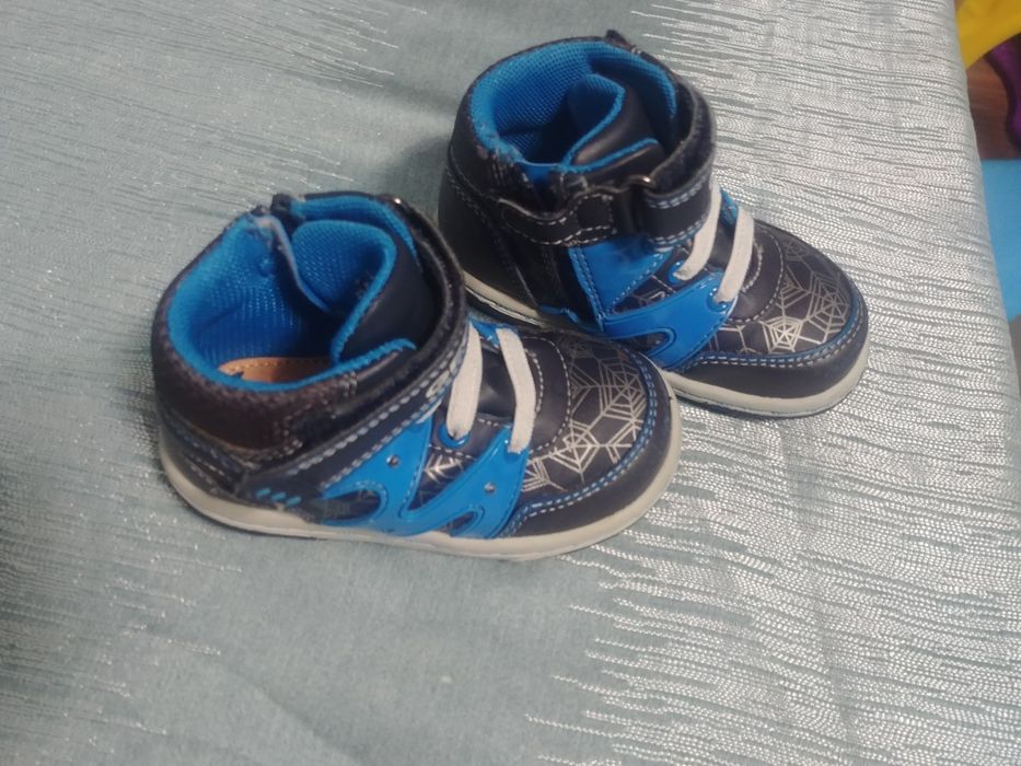 GEOX respira świecące buty r 20