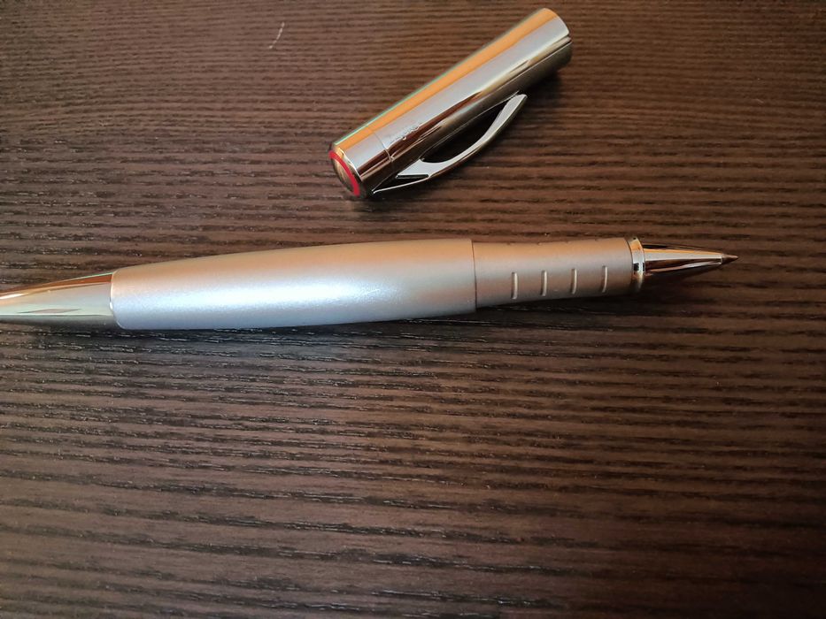 Caneta Rotring Initial Rollerball cinza