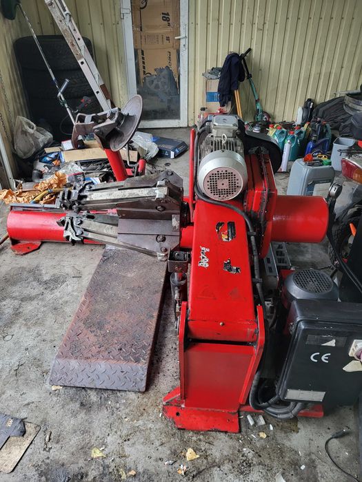 Станок грузовий шиномонтажний