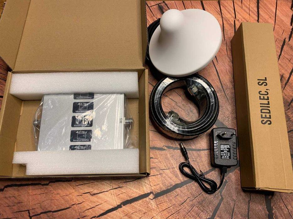 GSM репитер 5 диапазонов усилитель связи 800 900 1800 2100 2600 3G 4G