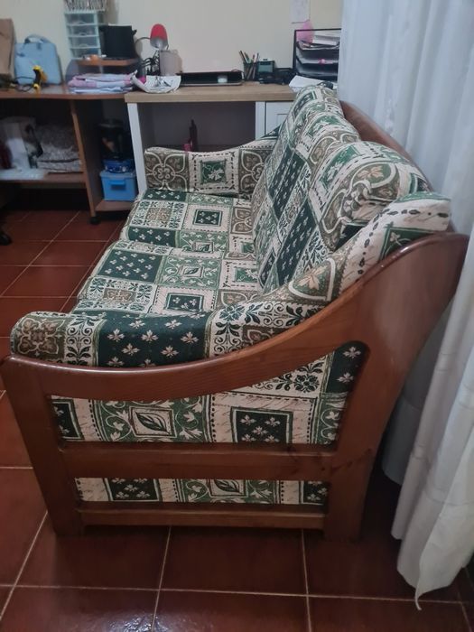 Sofa cama em bom estado