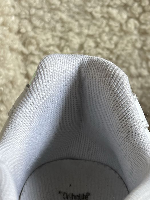 Жіночі кросівки Reebok glide classic