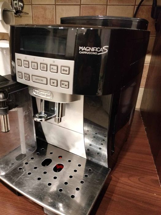 Sprzedam ekspres ciśnieniowy do kawy
