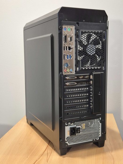 Komputer i5-7500 / 16 GB RAM / GTX 1060 3GB / SSD + HDD