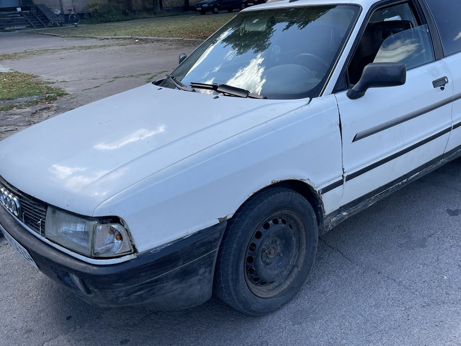 Audi 90 1988 VIN WAUZZZ89ZJA224366 фото оголошення 2 з 6
