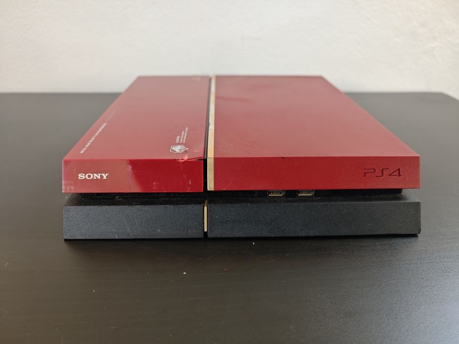 Playstation 4 Slim MGSV - Phantom Pain (Para Peças)