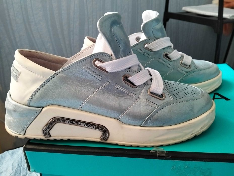 Жіночі кросівки Mario Muzi,  кеди шкіряні