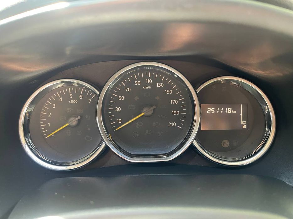 Продам Renault Logan 2013 1.5 дизель