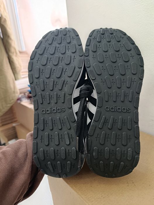 Adidas Run 60s 4.0  buty sportowe rozmiar 39 1/3