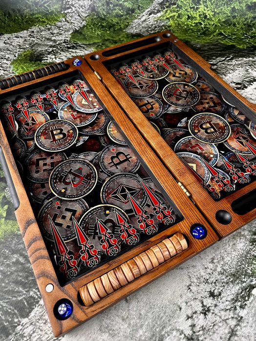 «Крипто-Скрудж» — дерев’яні нарди з гартованим склом