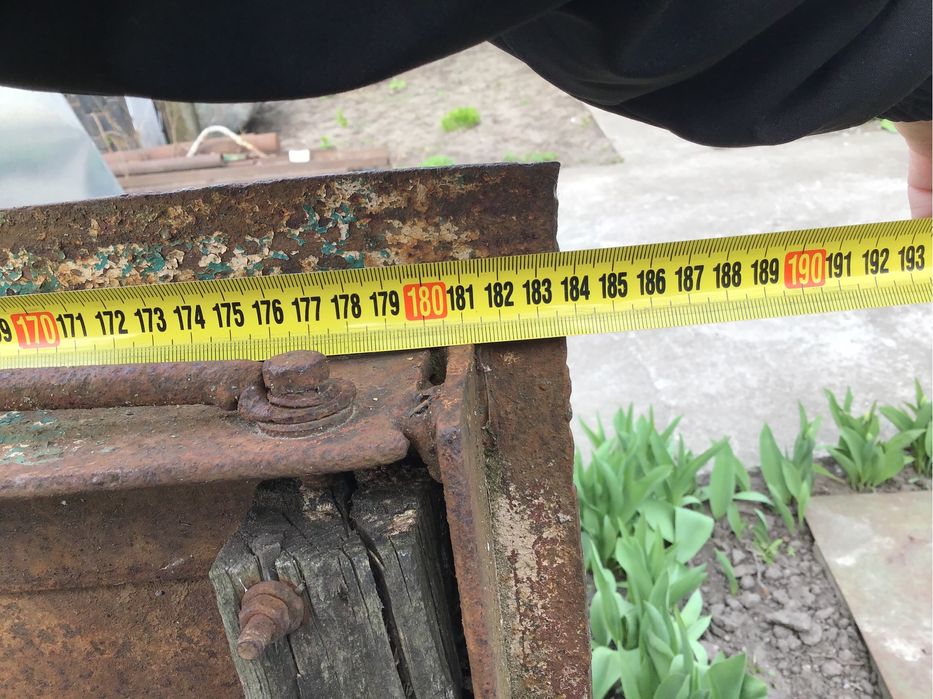 Продам гаражные ворота