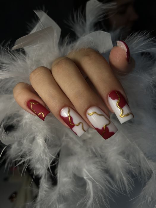 Манікюр педикюр нарощення нігтів Житомир