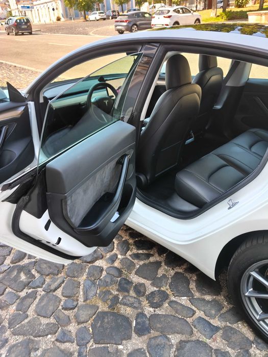Tesla Model 3 Long Range