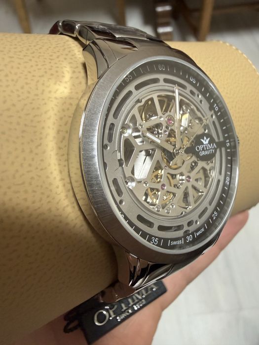 Relógio Optima Skeleton