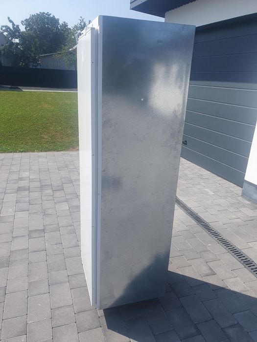 Вмонтований холодильник  BOSCH  вис.187