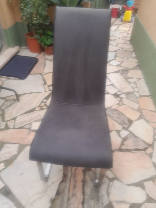 Vendo 4 cadeiras de sala