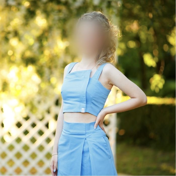 Костюм: топ с юбкой