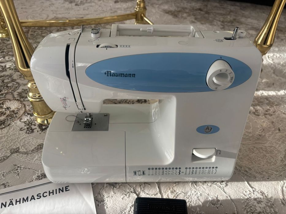 Piękna Bardzo mocna solidna maszyna do szycia